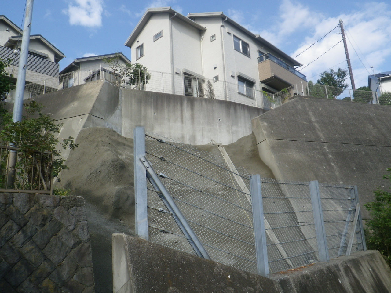 	ライフアソート横須賀見晴らしの丘法面吹付け工事after